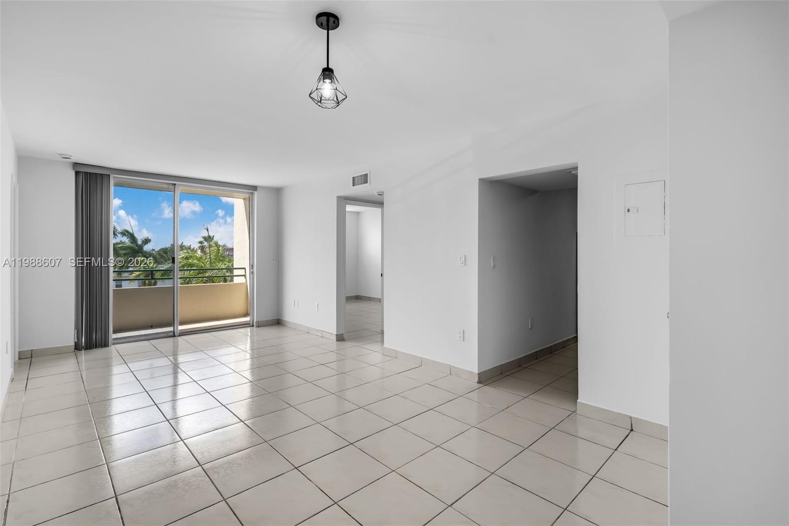 8320 NW 8th St # 414 Unit: 2-414