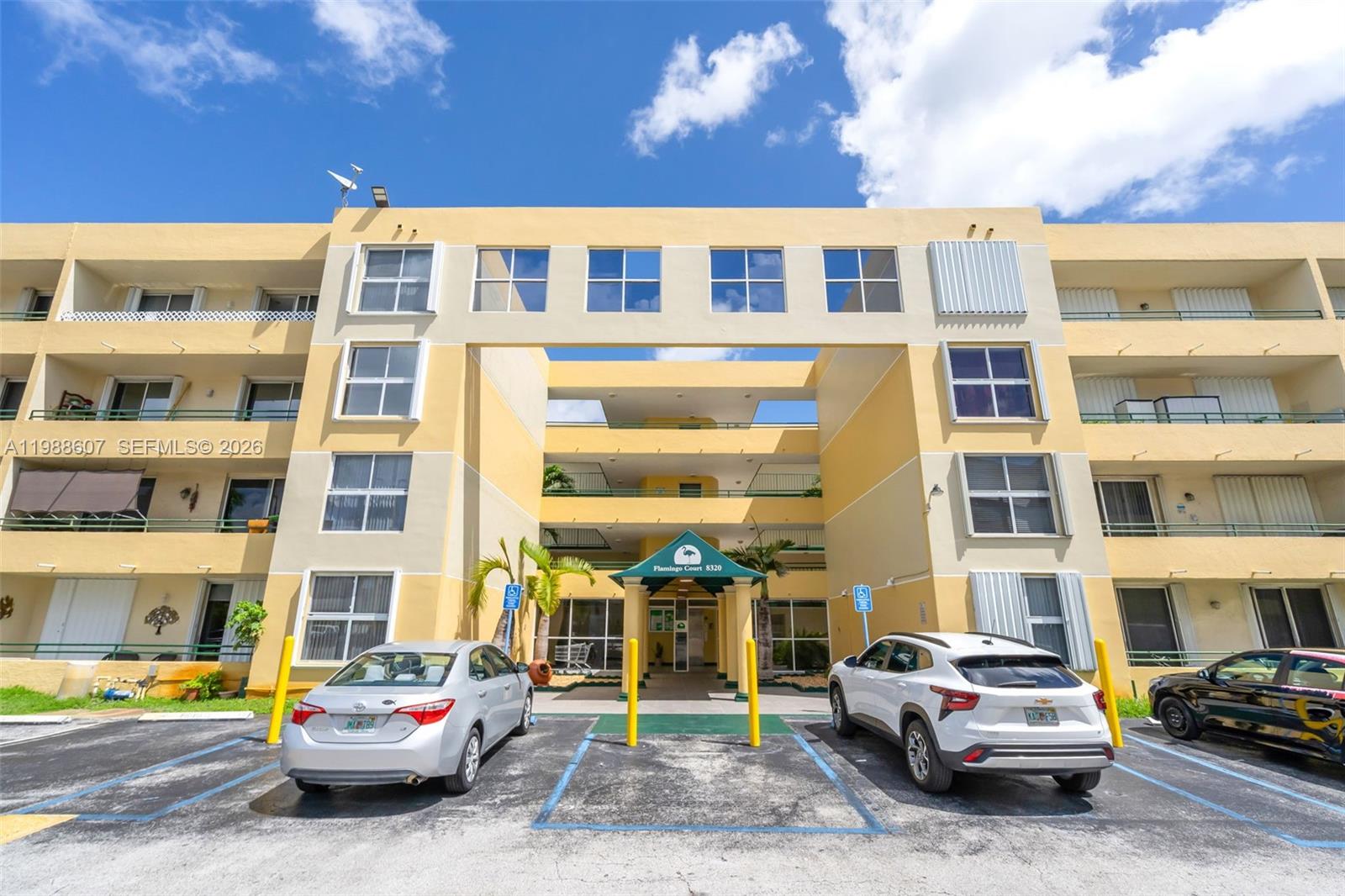 8320 NW 8th St # 414 Unit: 2-414