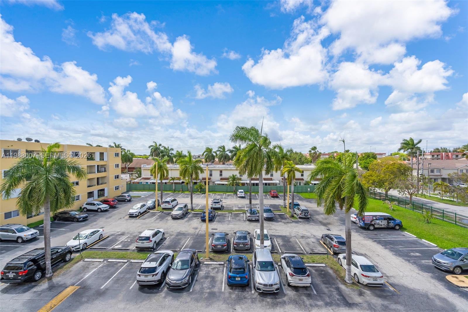 8320 NW 8th St # 414 Unit: 2-414