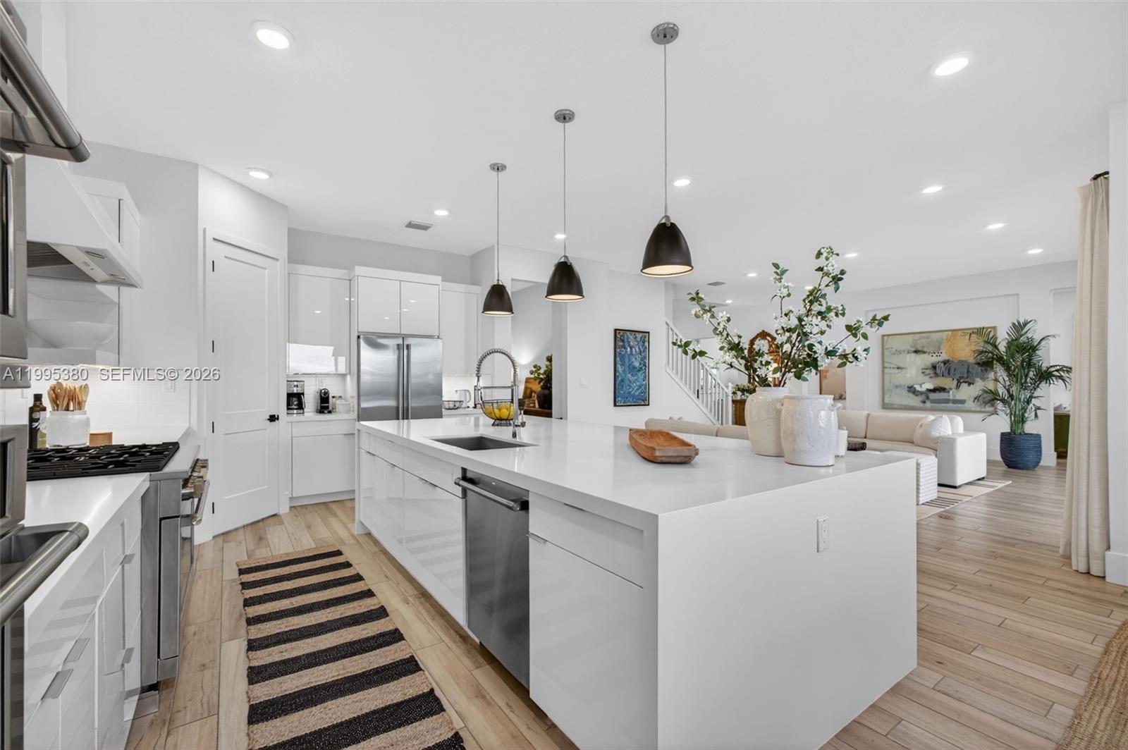 12249 Waterstone Cir