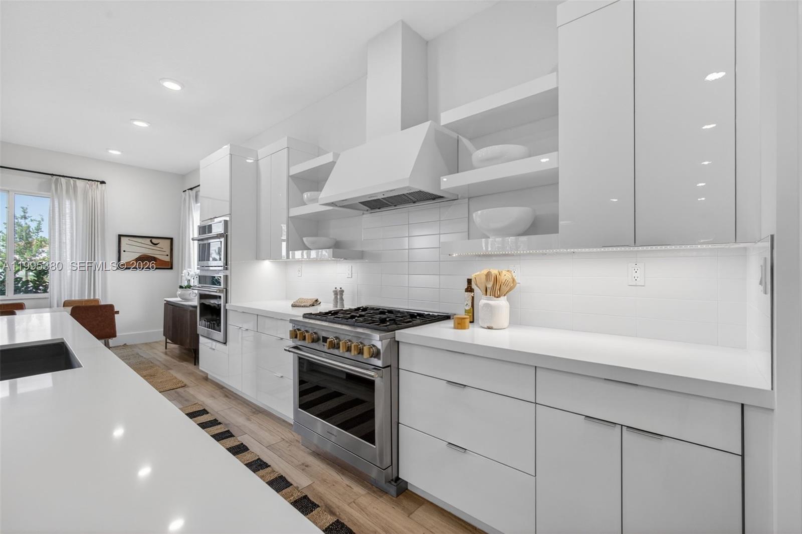 12249 Waterstone Cir