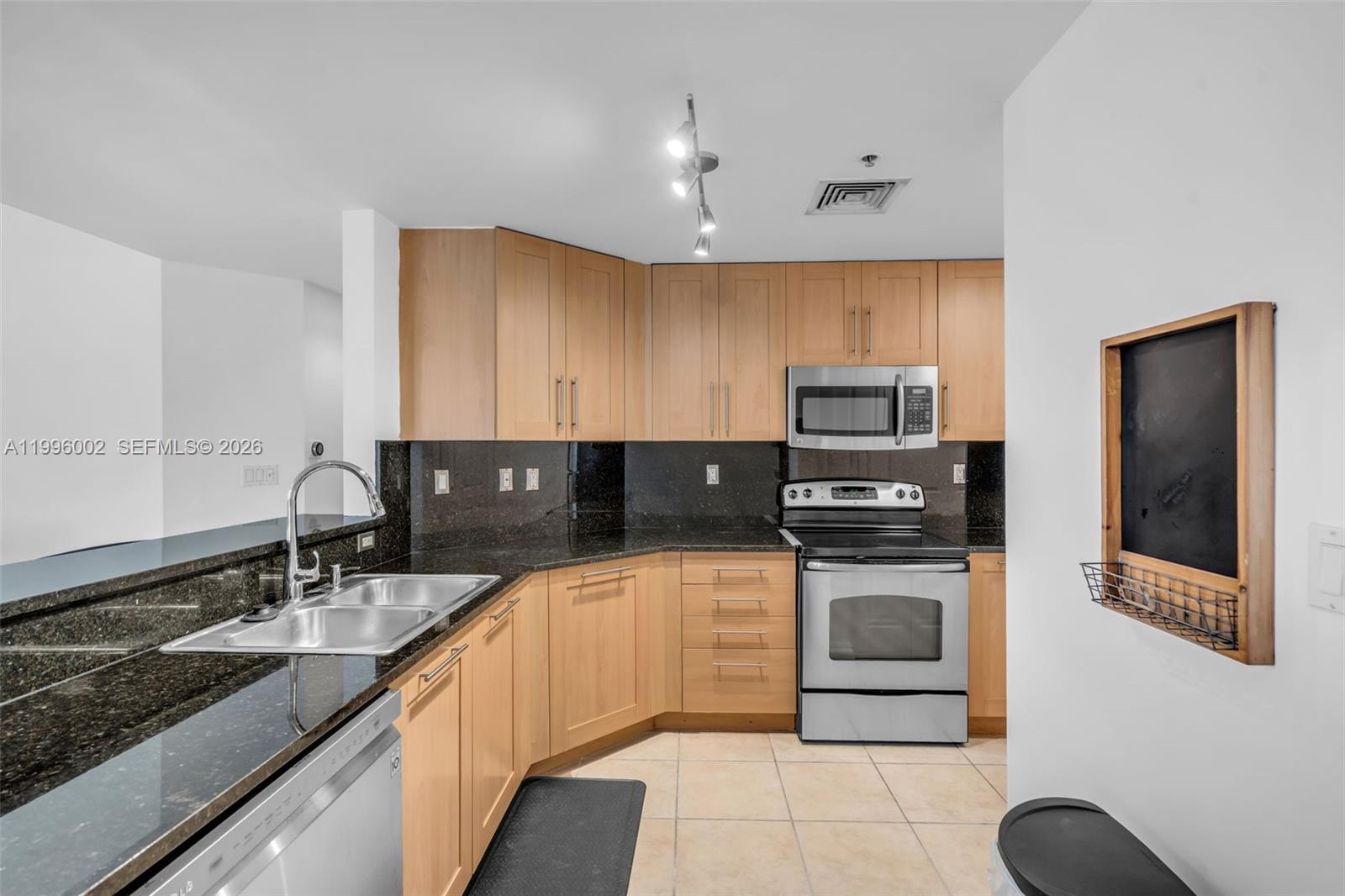 511 SE 5th Ave # 1714