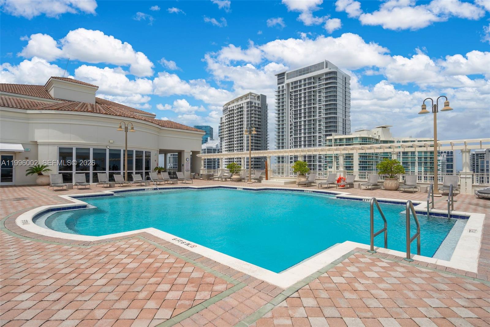 511 SE 5th Ave # 1714