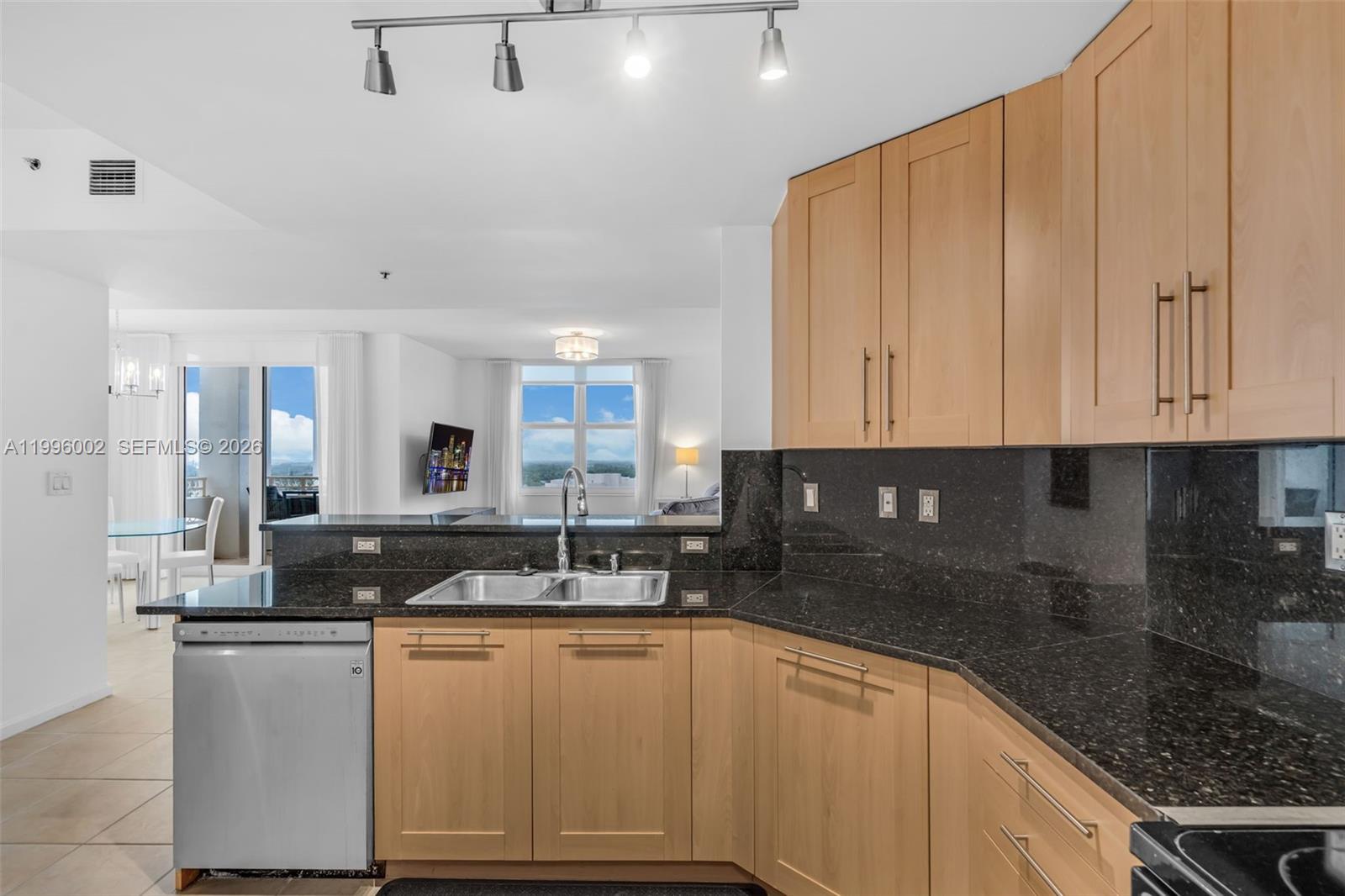 511 SE 5th Ave # 1714