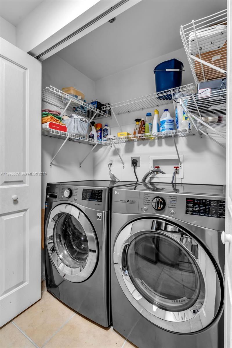 511 SE 5th Ave # 1714