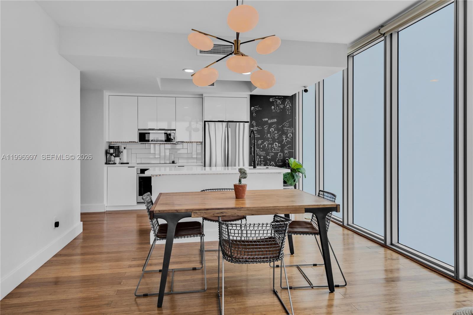 888 Biscayne Boulevard # 812