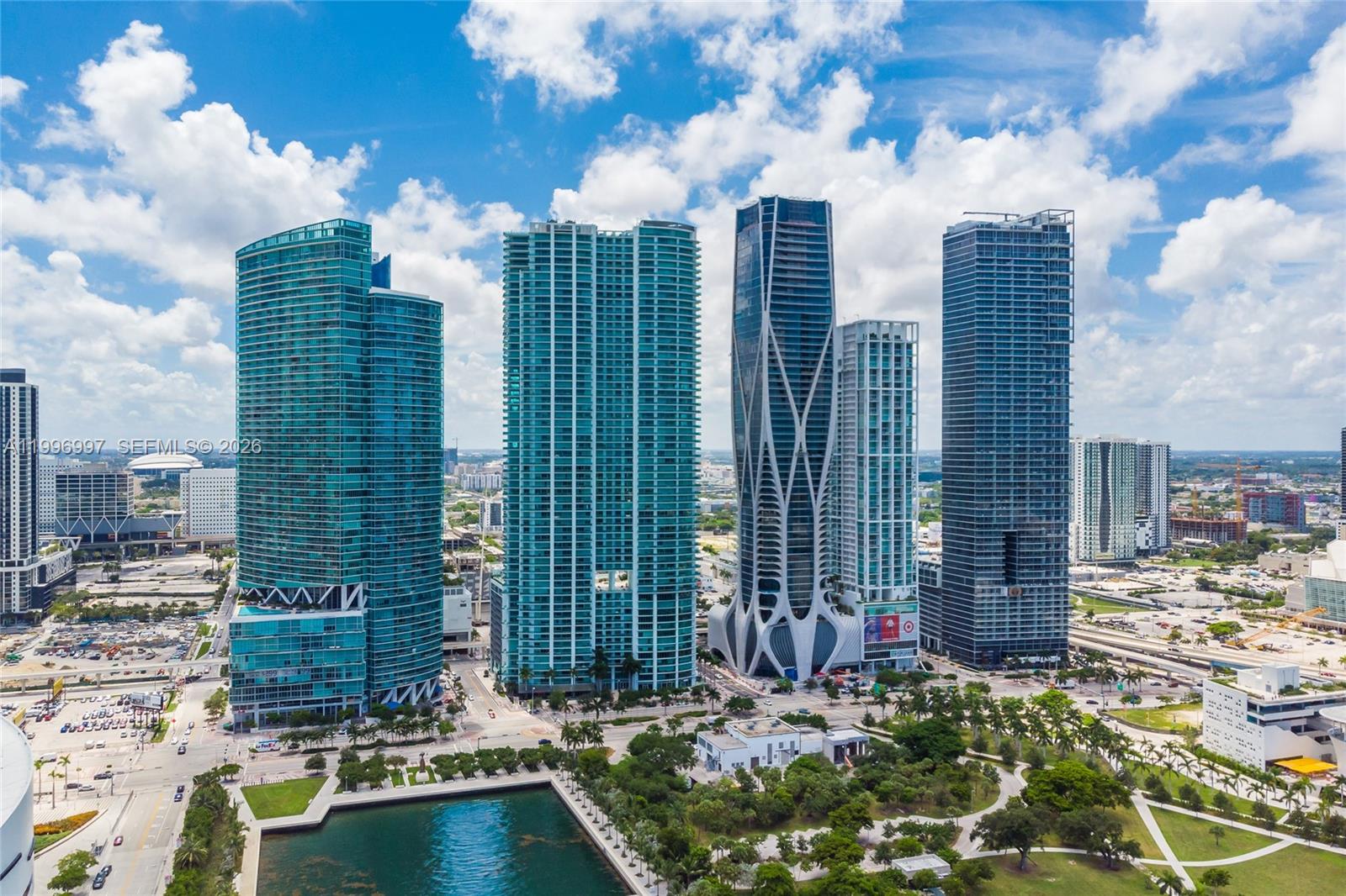 888 Biscayne Boulevard # 812