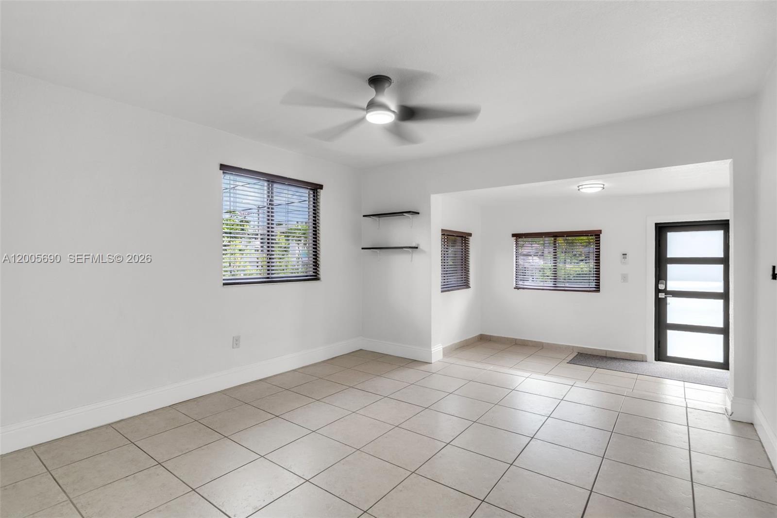 944 SW 10th Avenue