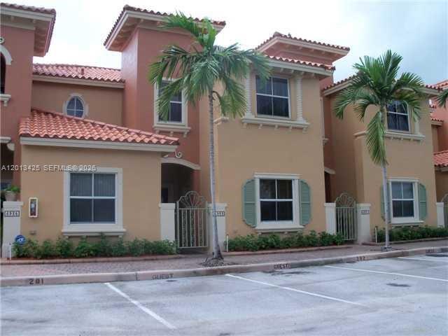 4933 N Harbor Isles Dr # 202