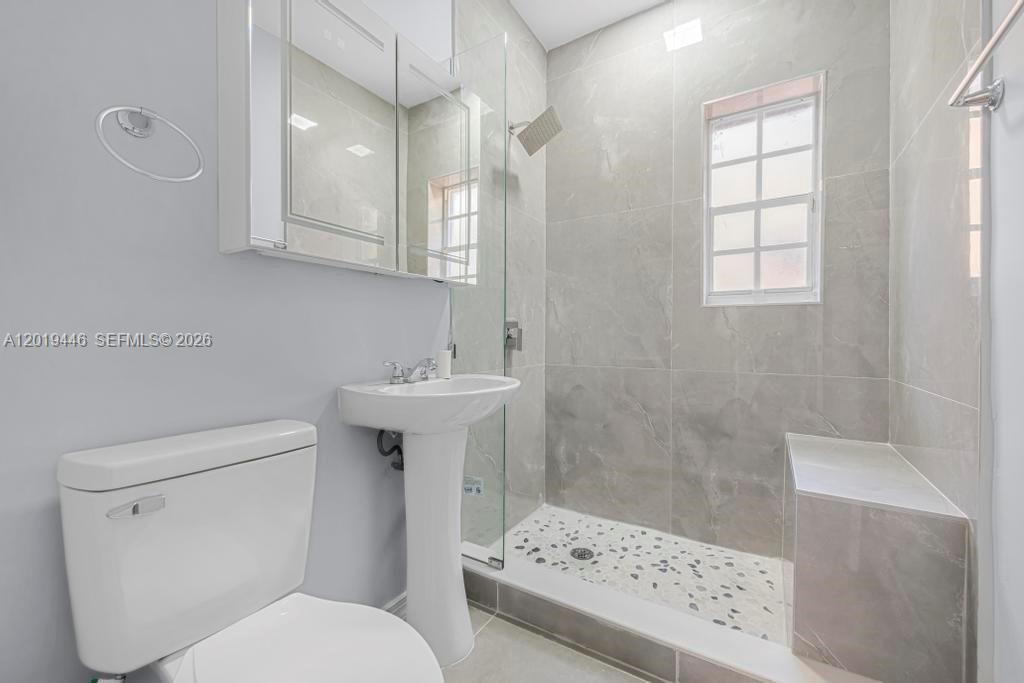 2301 Tequesta Ln