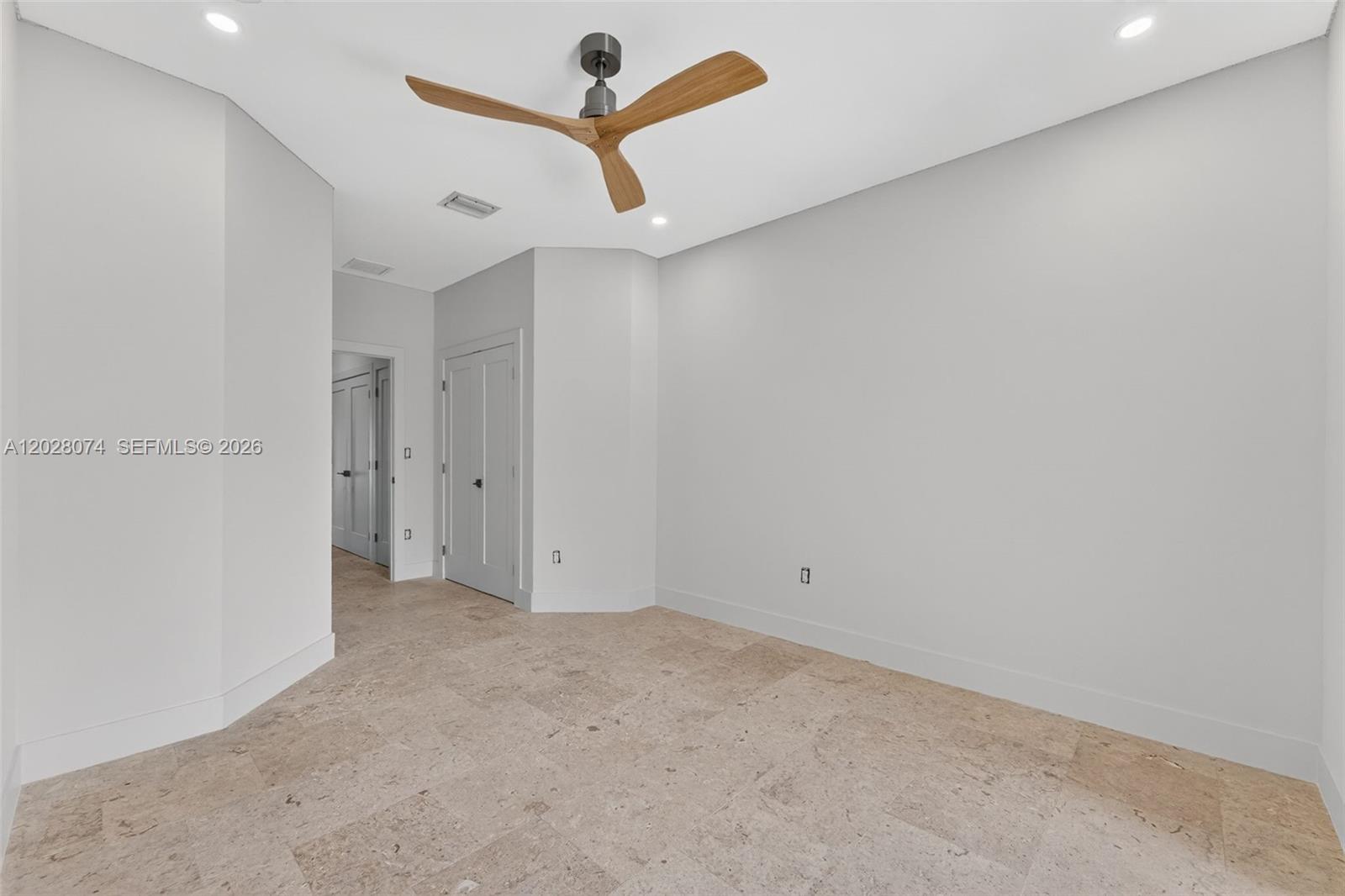 3062 New York St # 3062