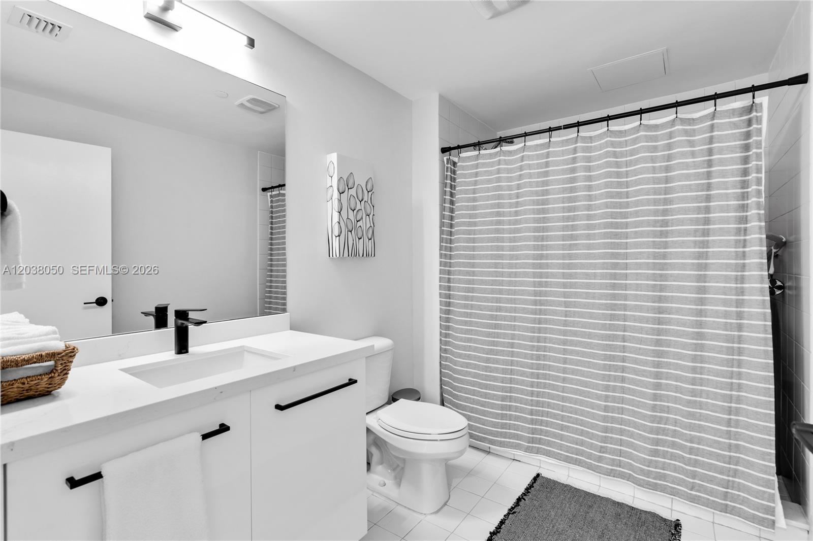 888 Biscayne Boulevard # 812