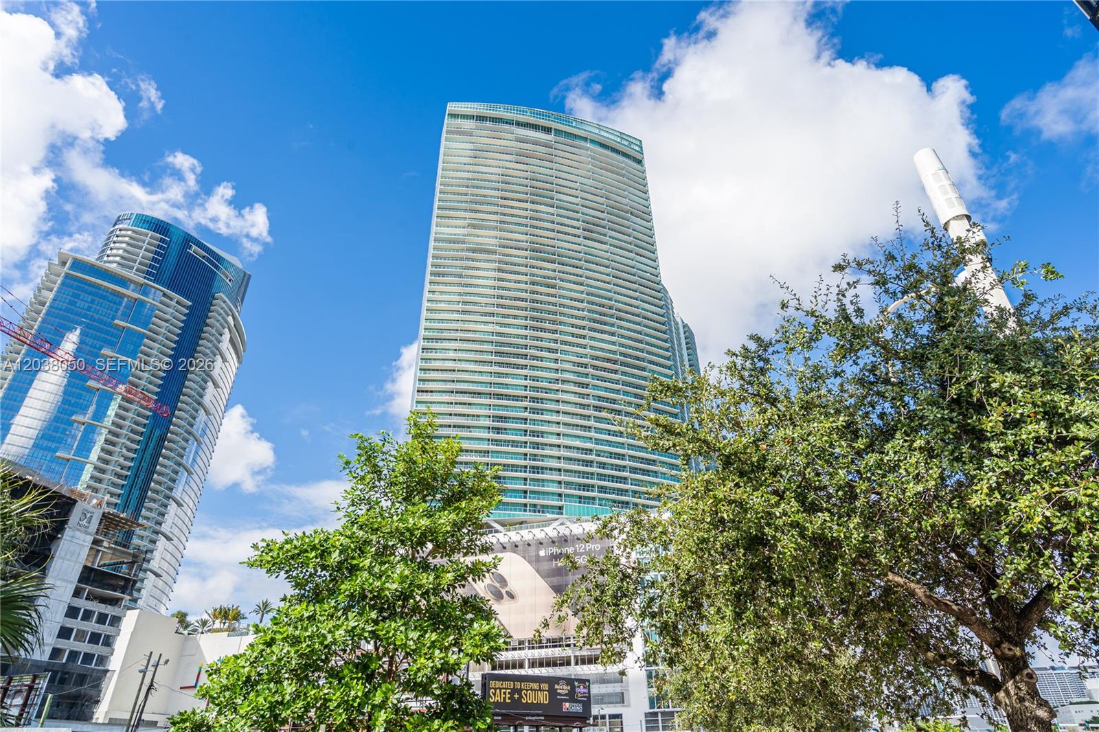 888 Biscayne Boulevard # 812