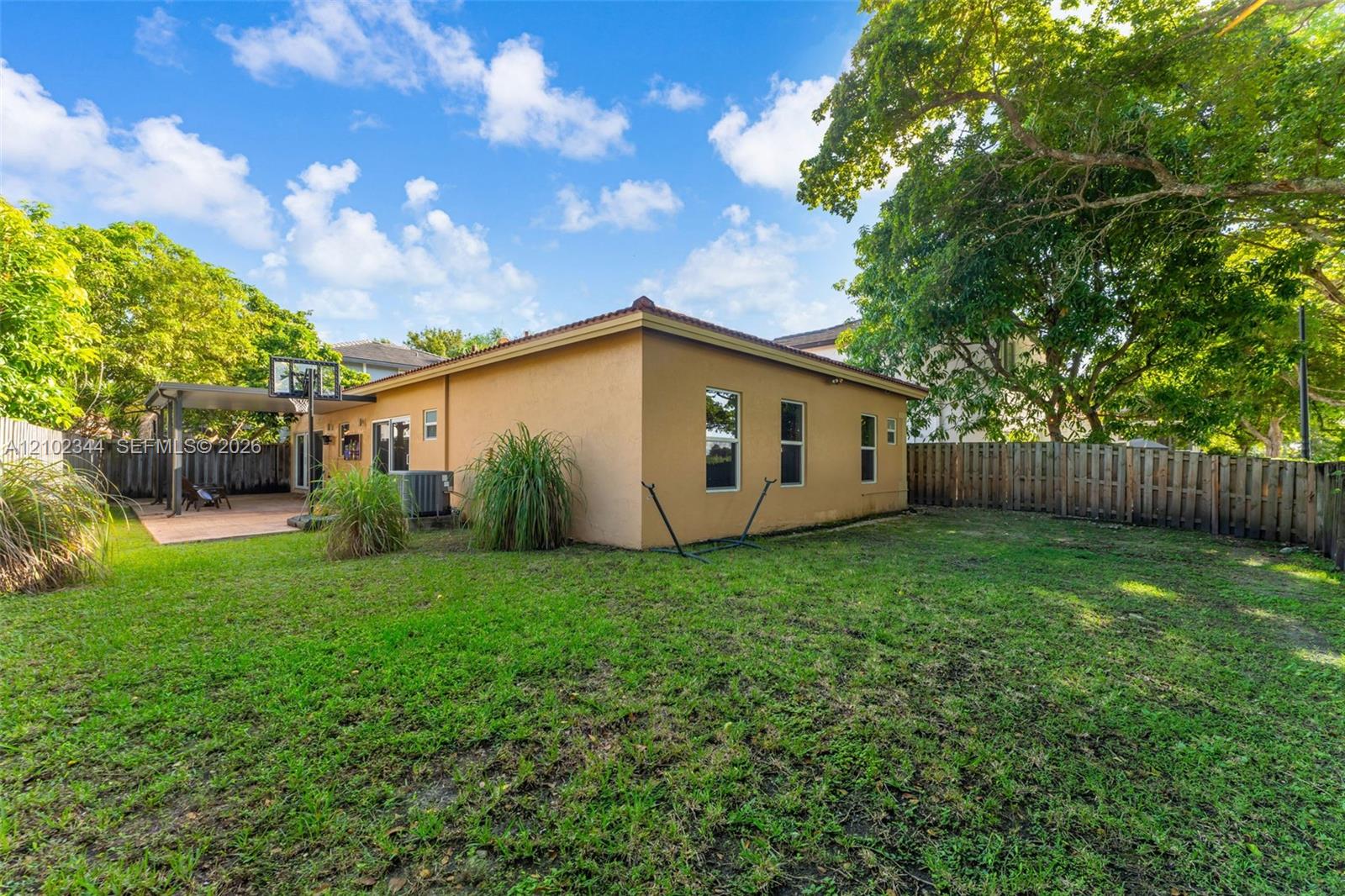 9064 SW 215th Ter