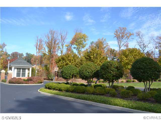 4624 Willow Leaf Place