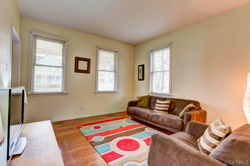 2102 North Ave