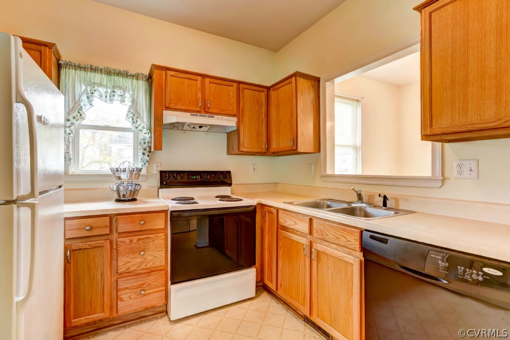 2102 North Ave