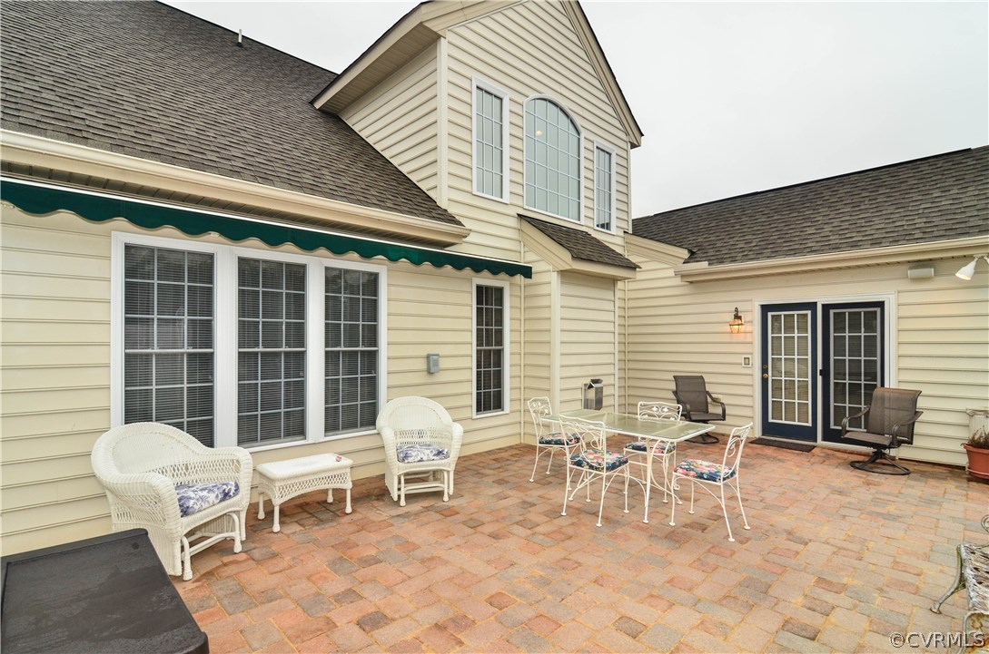 3413 Edwardsville Dr