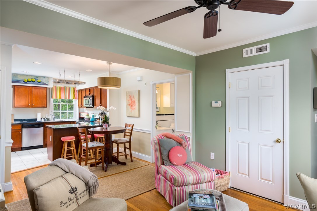 56 E Lock Ln Unit#U6