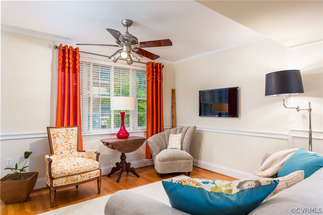 24 W Locke Ln Unit#U2