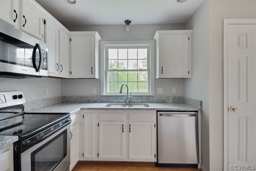 7921 Featherchase Ct