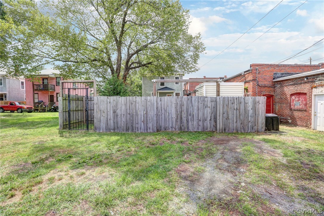 2927 Garland Ave