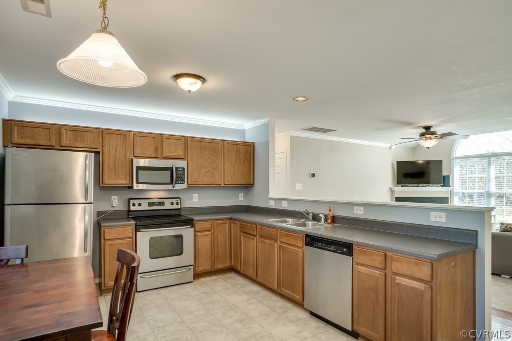 12818 Chester Grove Dr