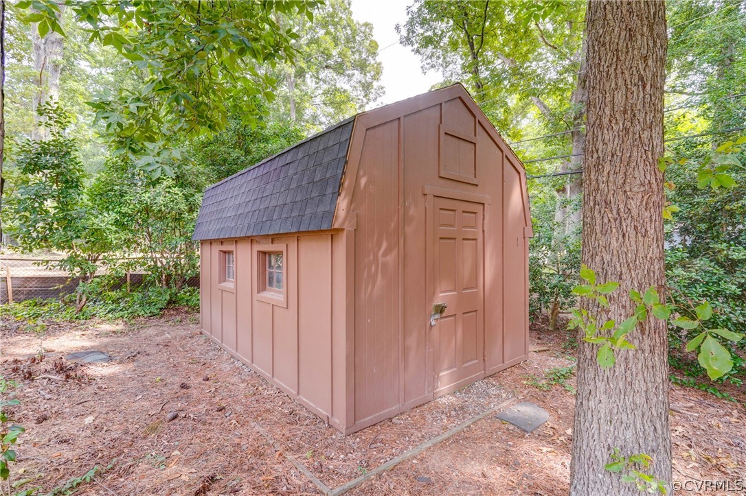 3421 Kenmore Rd