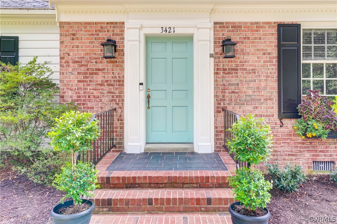 3421 Kenmore Rd