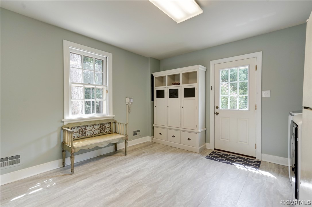 3421 Kenmore Rd