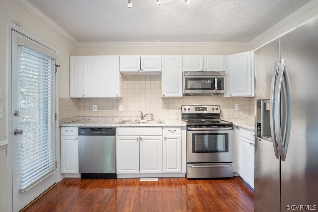 1422 Southbury Ave