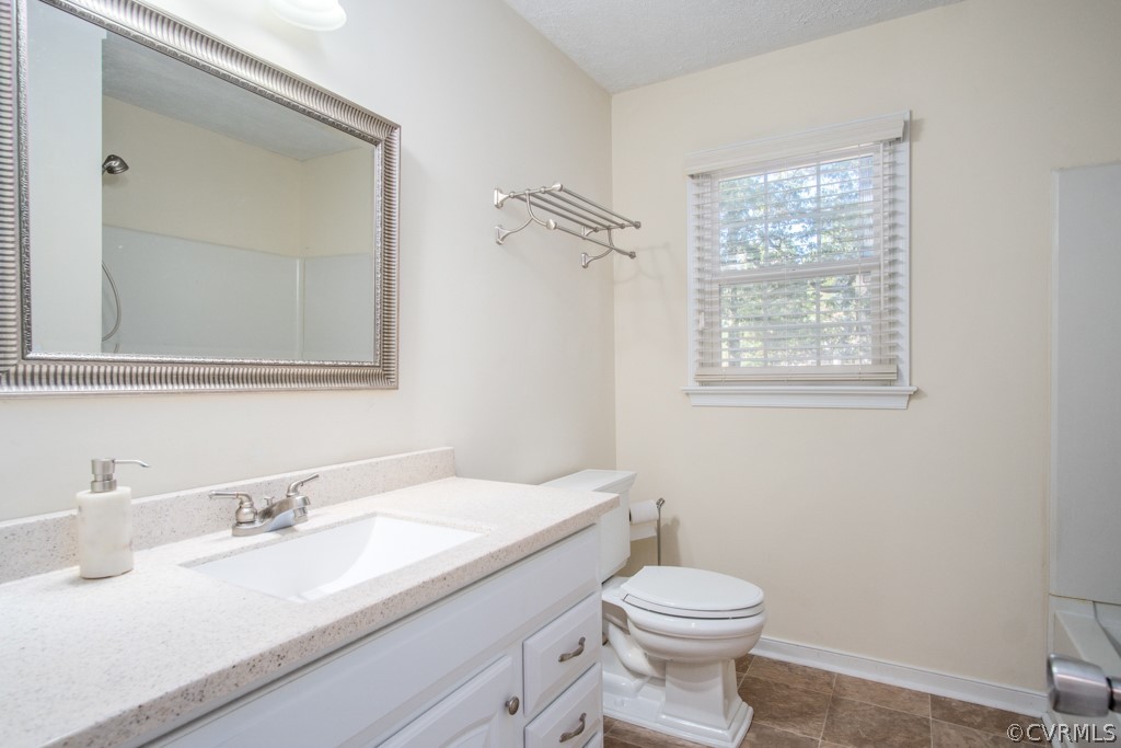 1422 Southbury Ave
