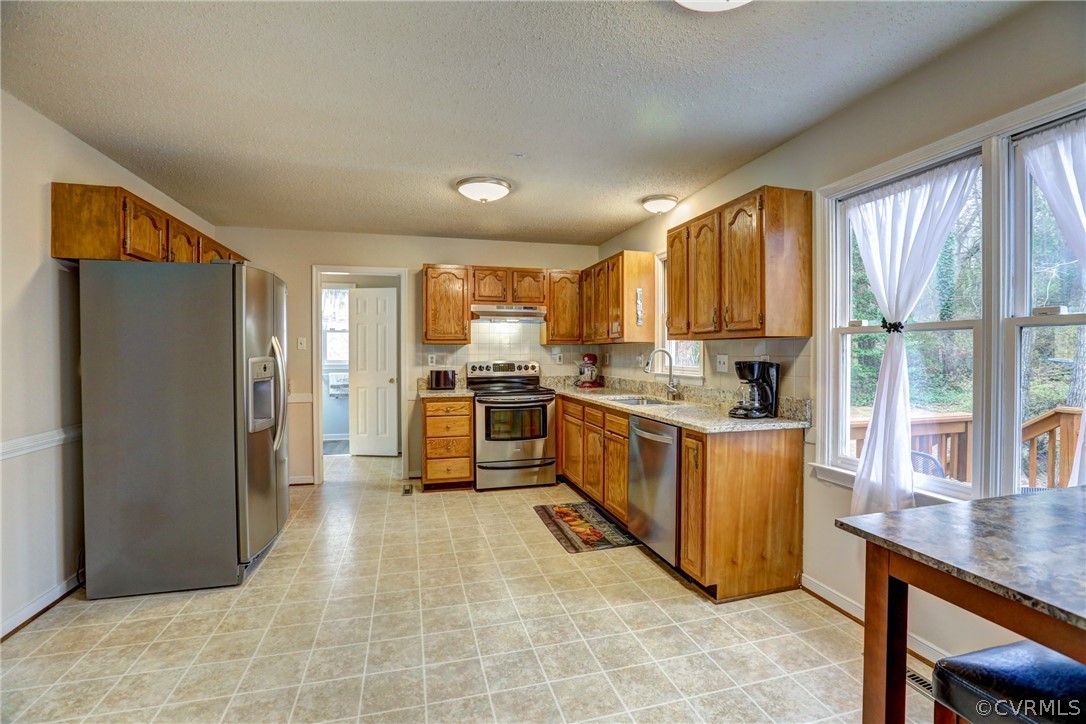 10424 White Rabbit Rd