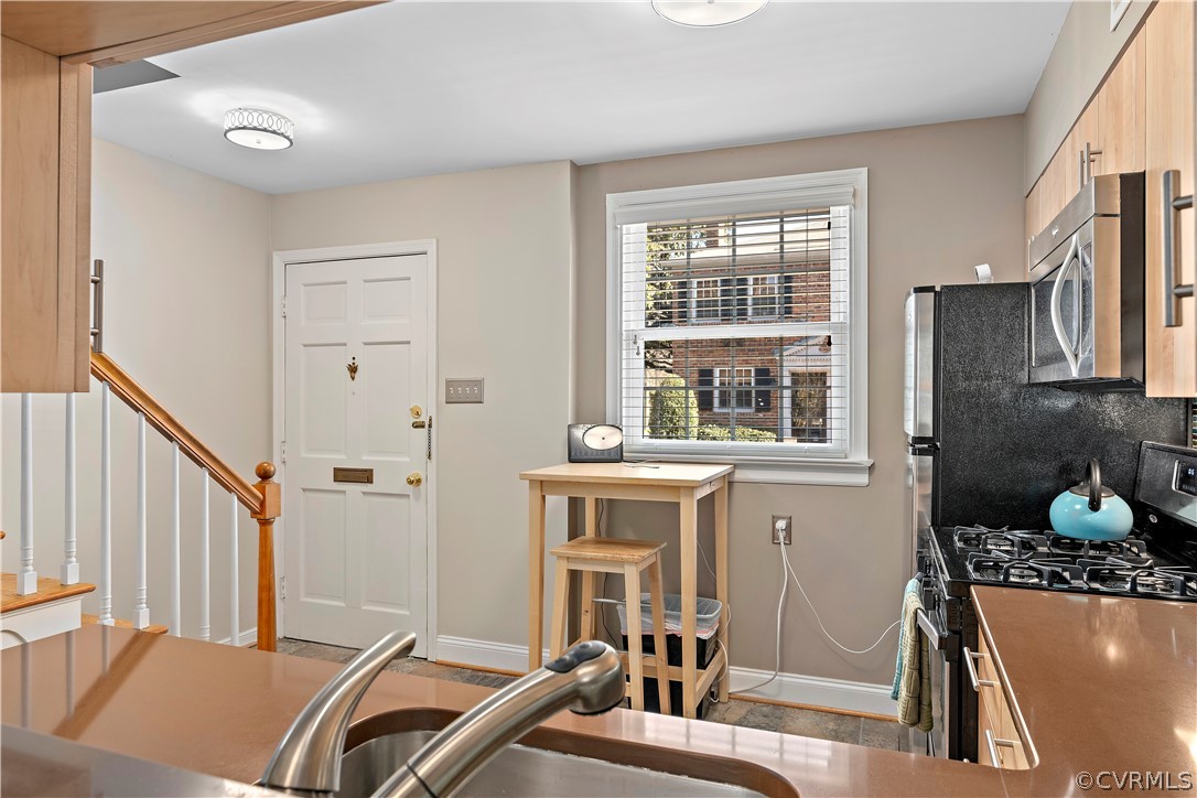 407 N Hamilton St Unit#UB