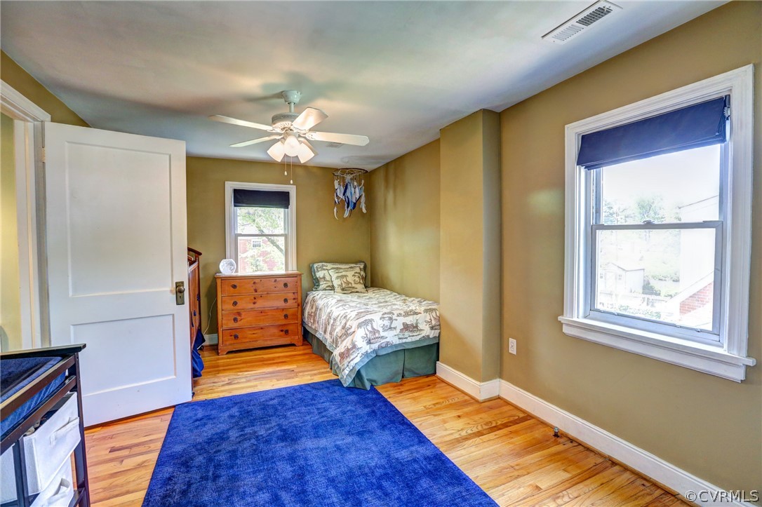 2417 Kenmore Rd