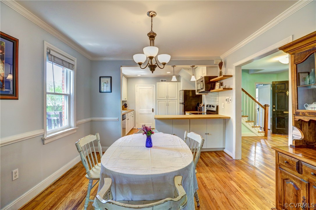 2417 Kenmore Rd