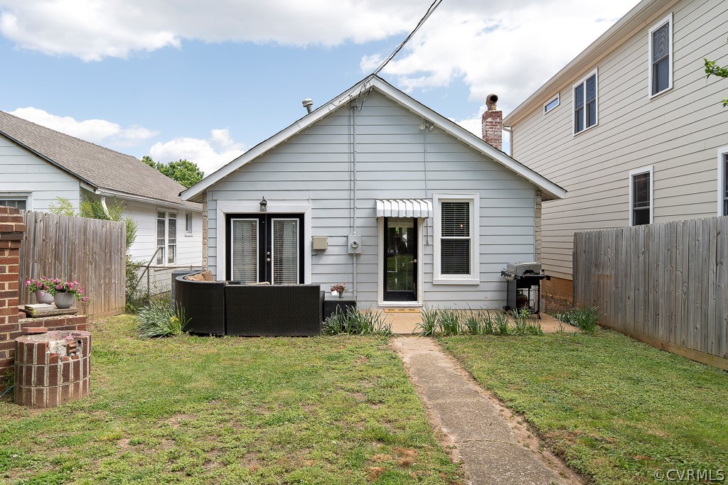 3309 Rosewood Ave