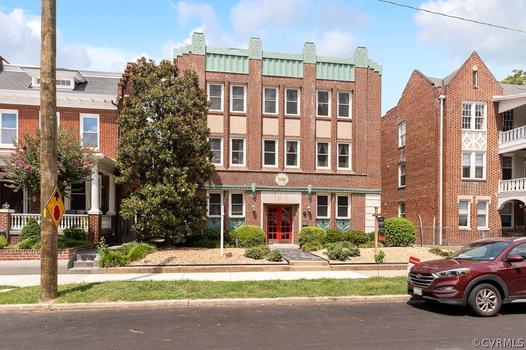 3122 Kensington Ave Unit#U3