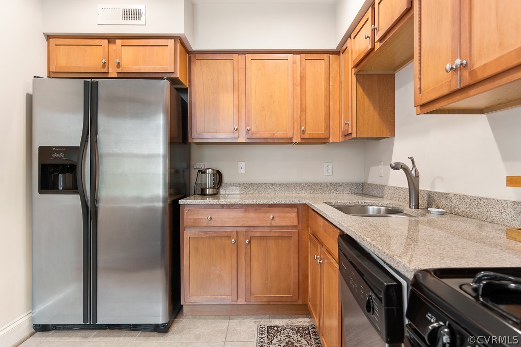 45 E Lock Ln Unit#U4