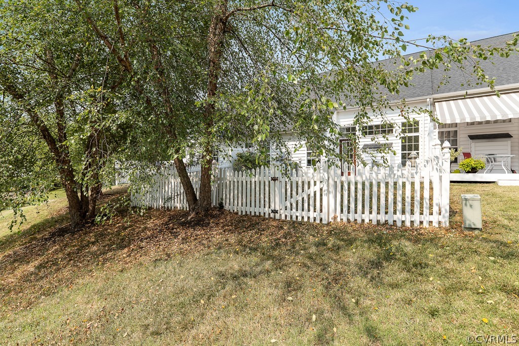 10502 Bishops Gate Dr