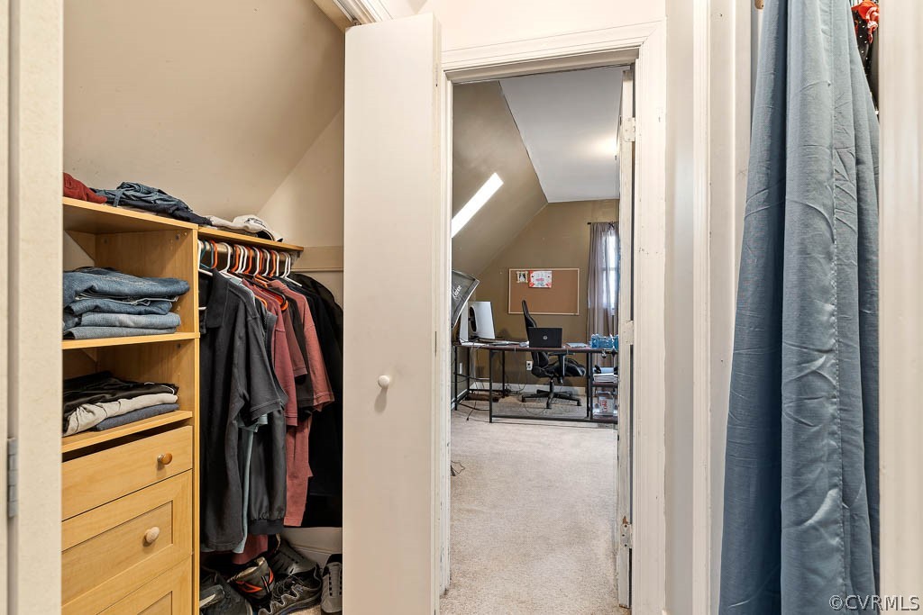 5806 Oak Knoll Rd