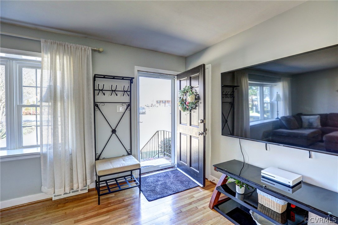 357 Waxwing Dr
