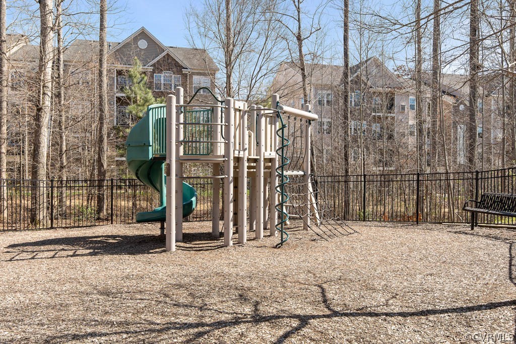 1111 Briars Ct Unit#201