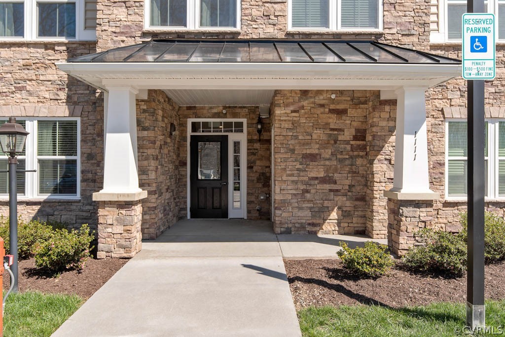1111 Briars Ct Unit#201