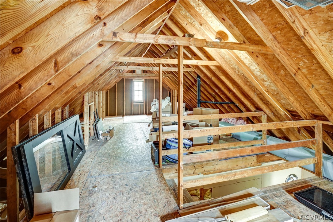 4221 Hunters Ridge Dr