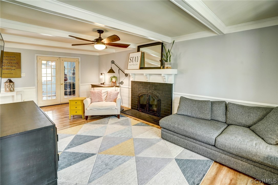 4221 Hunters Ridge Dr