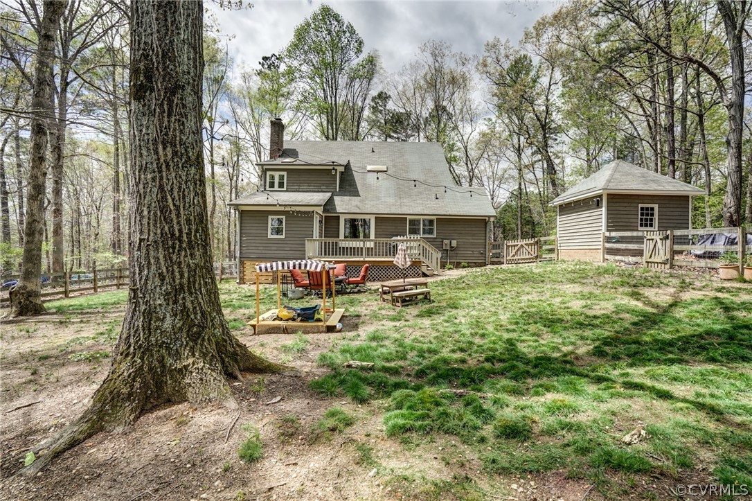 4221 Hunters Ridge Dr