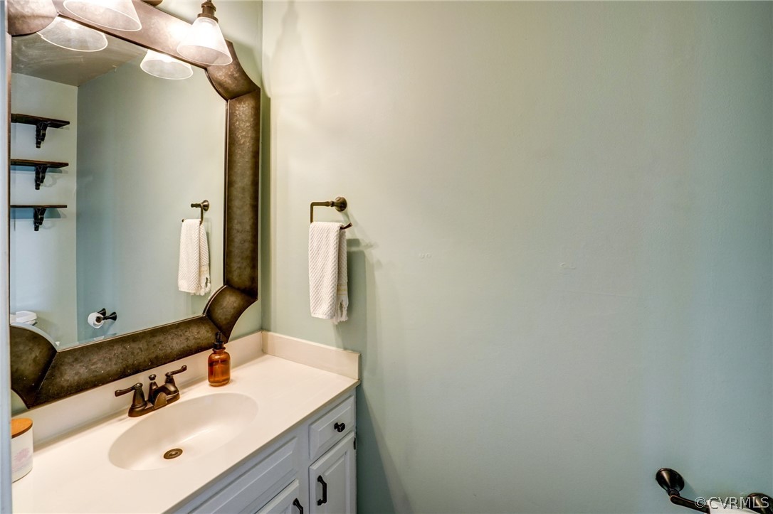 4221 Hunters Ridge Dr