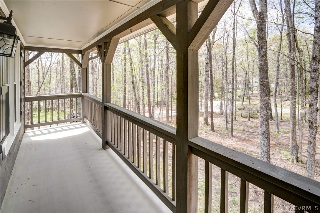 4221 Hunters Ridge Dr