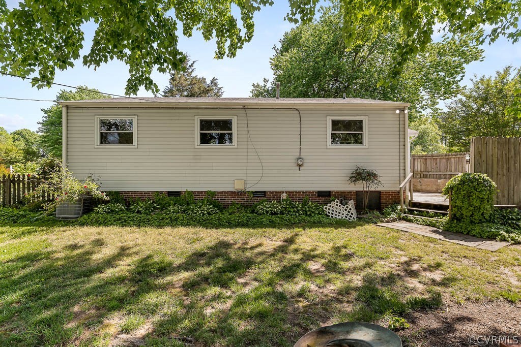 9414 Huron Ave